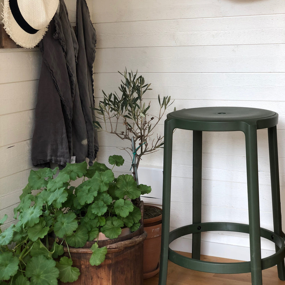 On & On Plastic Bar and Counter Stool