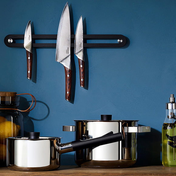 Nordic Kitchen Cookware Set with Bakelite Handles