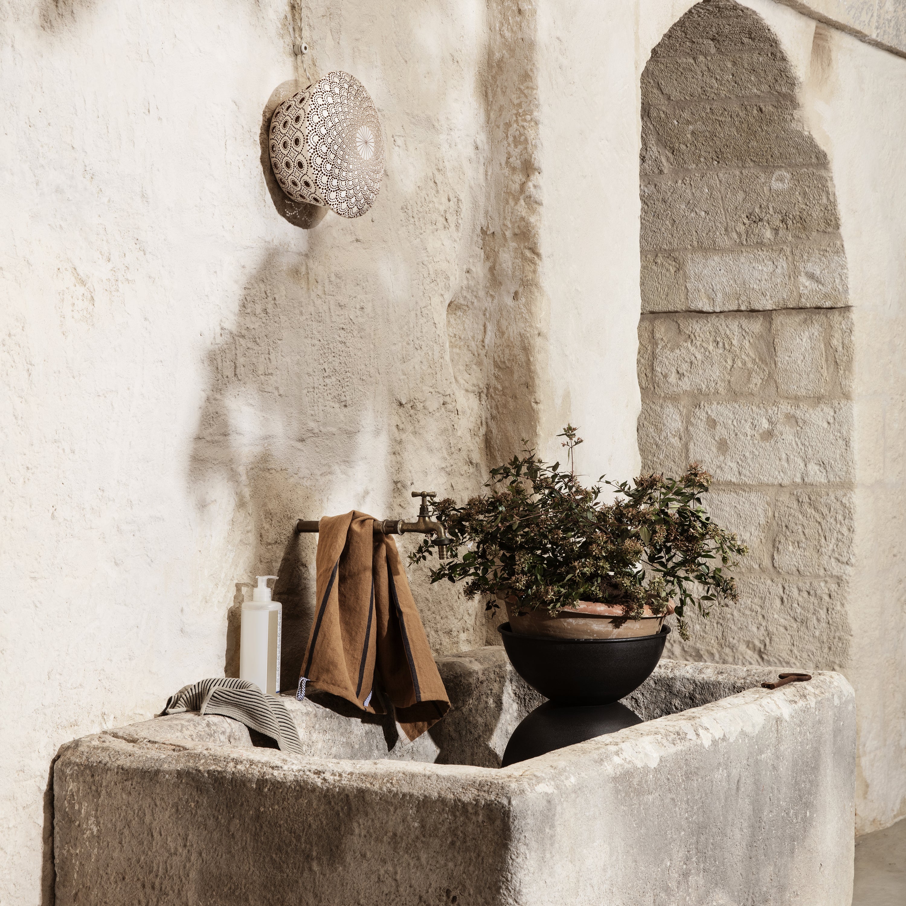 Ferm Living Hourglass Planter - 2Modern