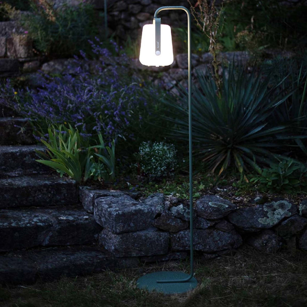 Balad Upright Outdoor Small Stand
