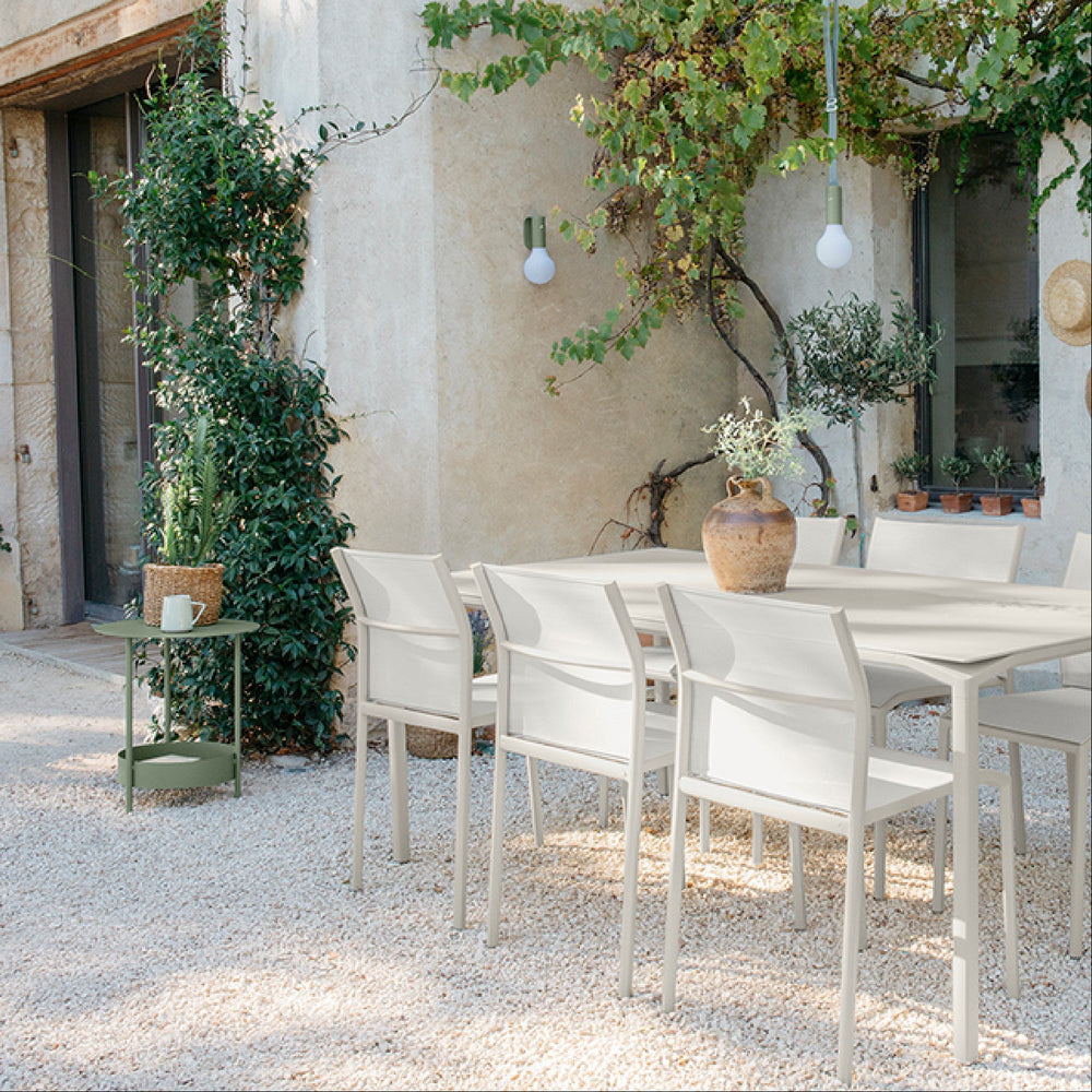 Salsa Outdoor Pedestal Table