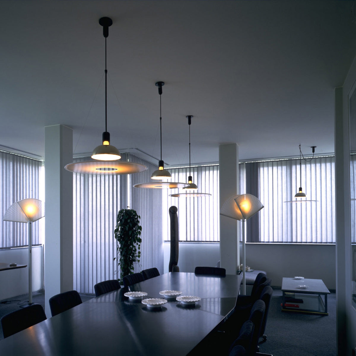 FLOS Frisbi Pendant Light - 2Modern