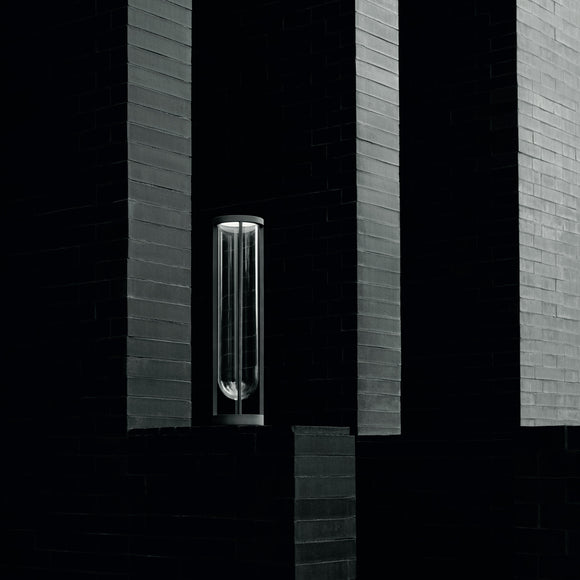 In Vitro Outdoor Bollard Light