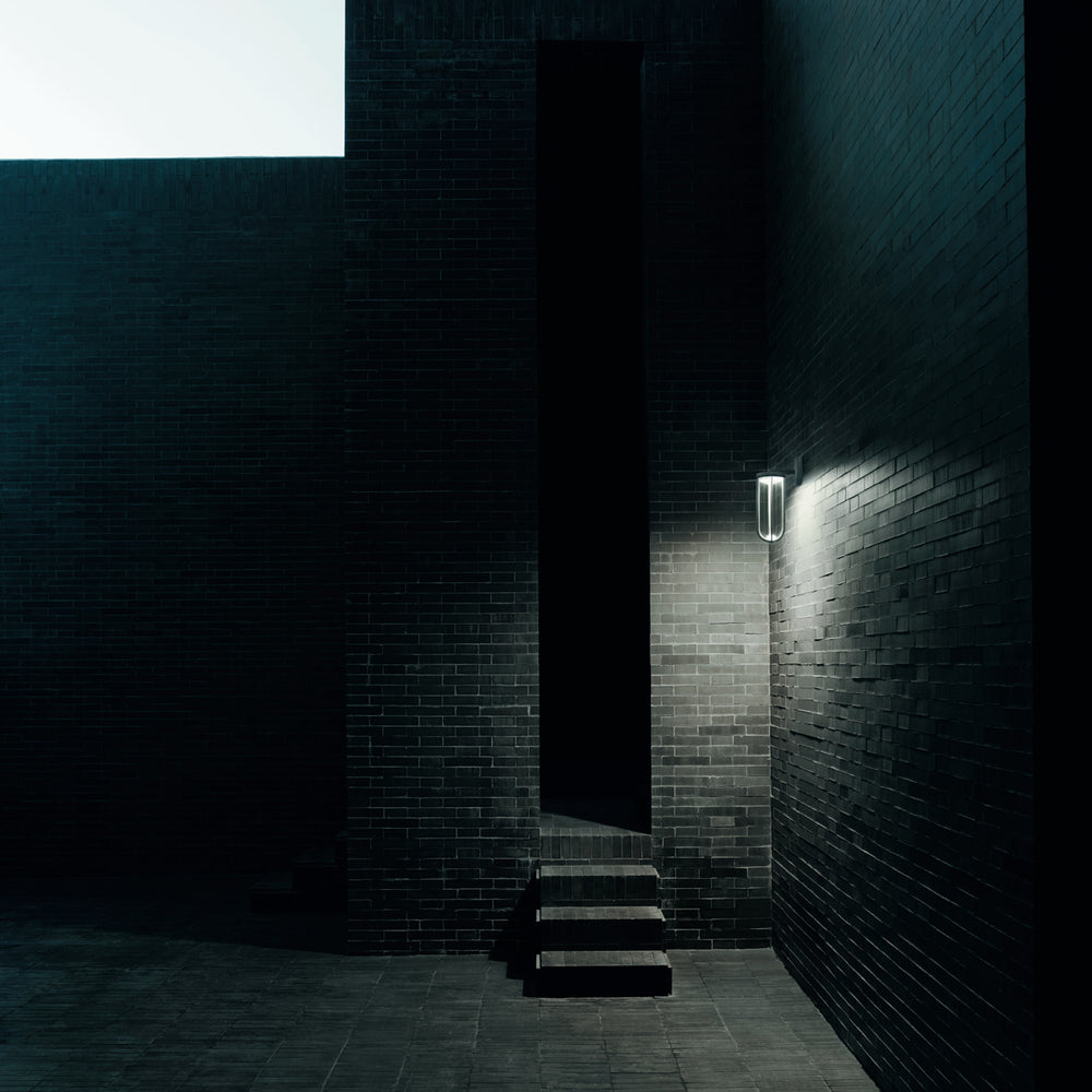 In Vitro Outdoor Wall Light