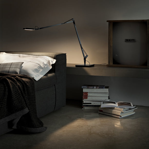 Kelvin Green Mode Table Lamp