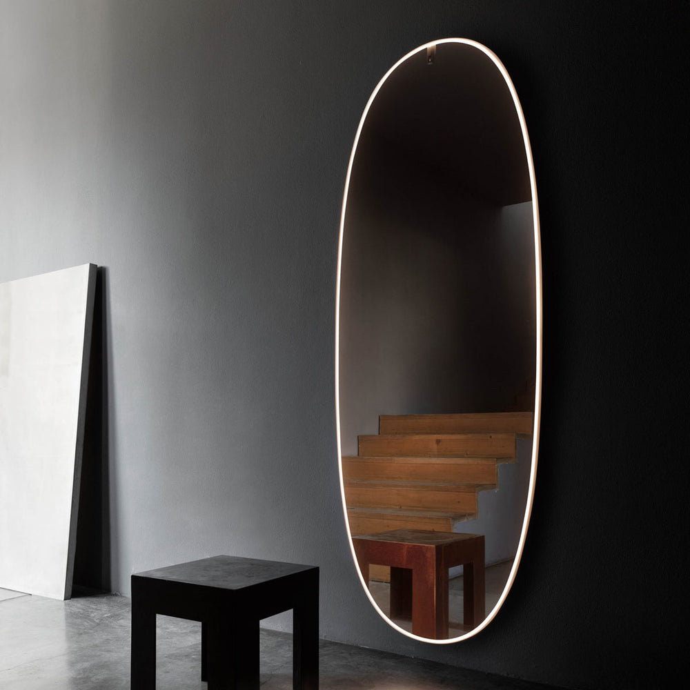 La Plus Belle Wall-Mounted Mirror with Integrated LED lights