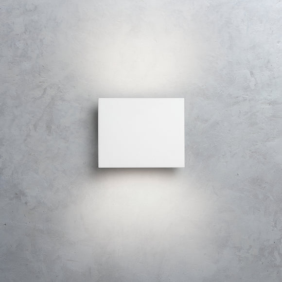 Tight Wall / Ceiling Light