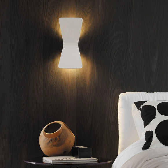 Fontana Arte Bonnet Dimmable LED Wall Lamp for Indoor