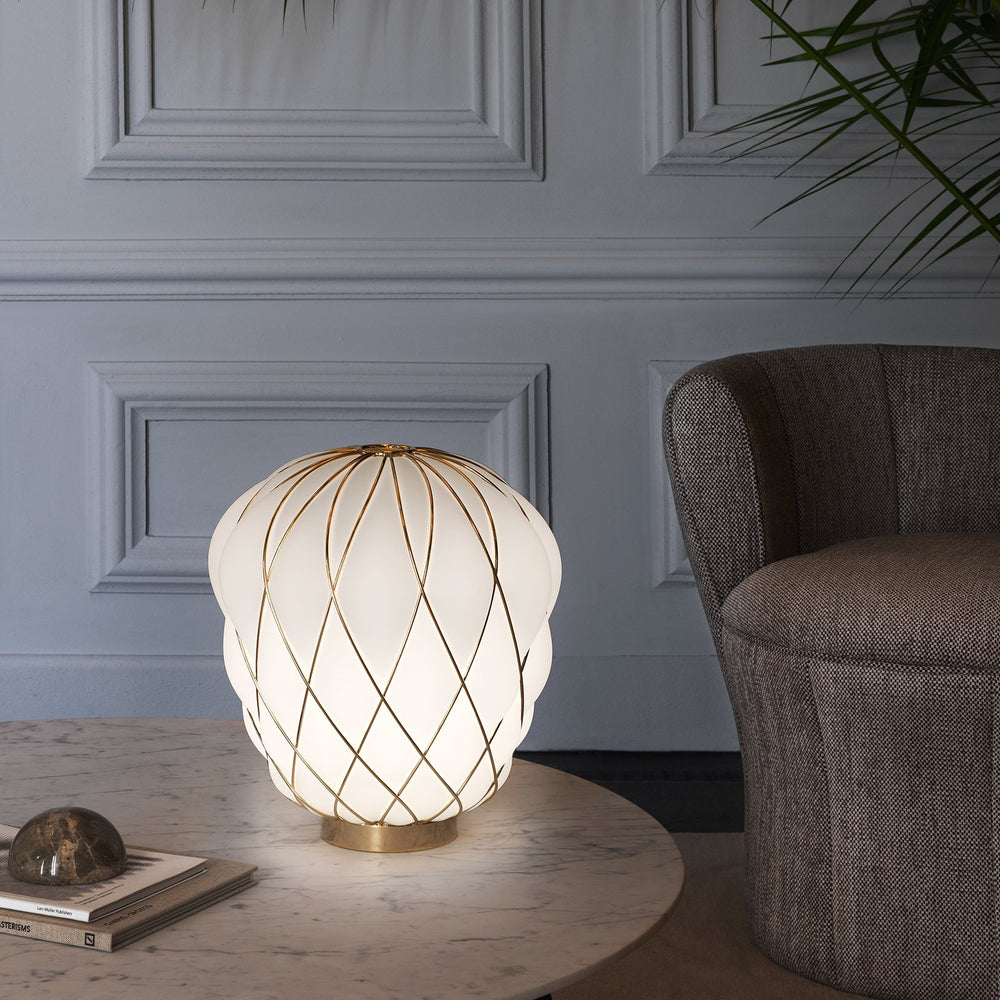 fontanaarte-corp-pinecone-table-lamp