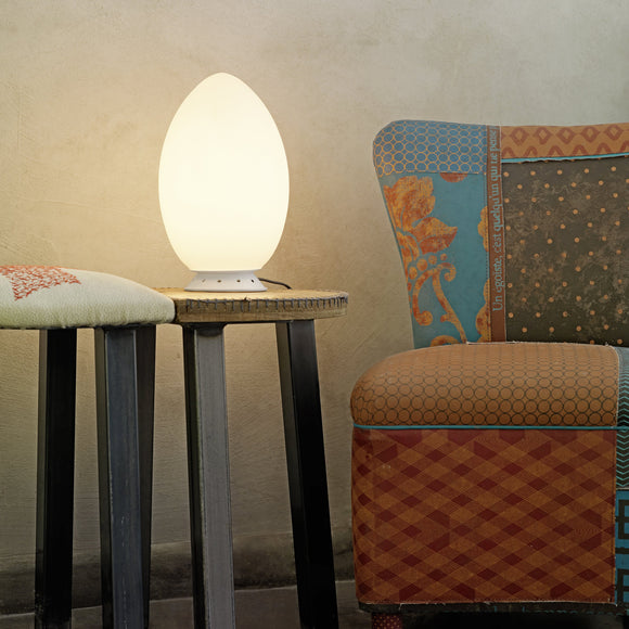 fontanaarte-corp-uovo-table-lamp