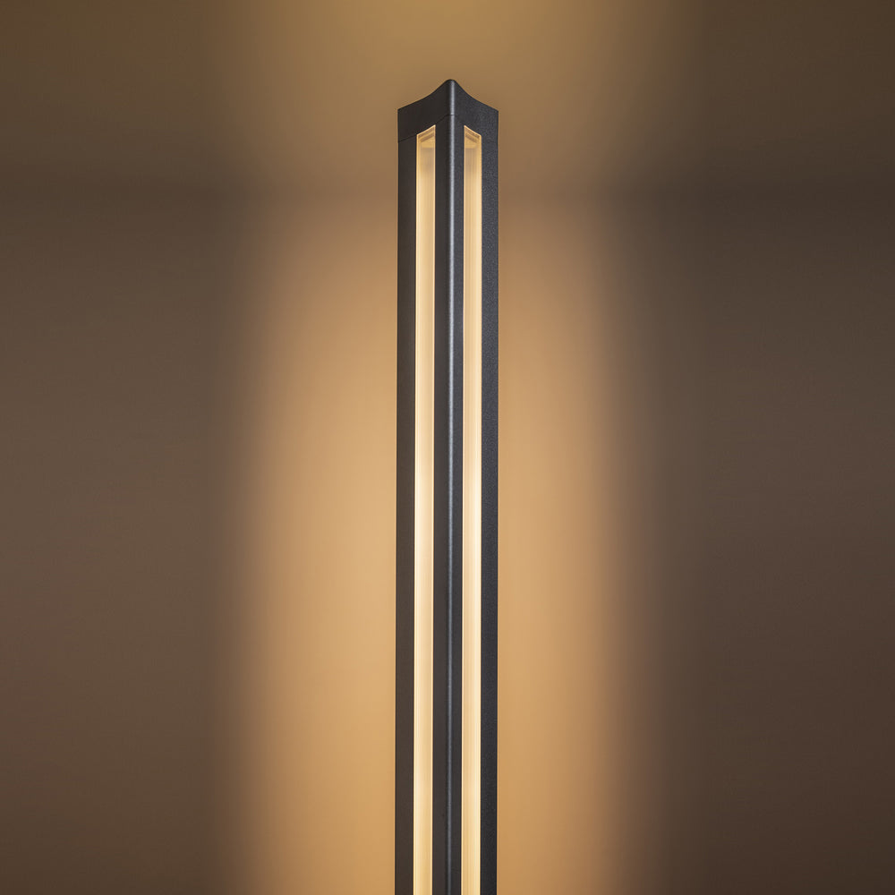Chiaroscura Floor Lamp