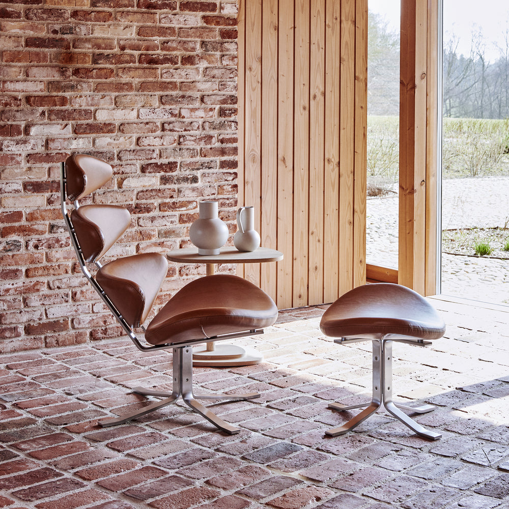 Corona Swivel Lounge Chair