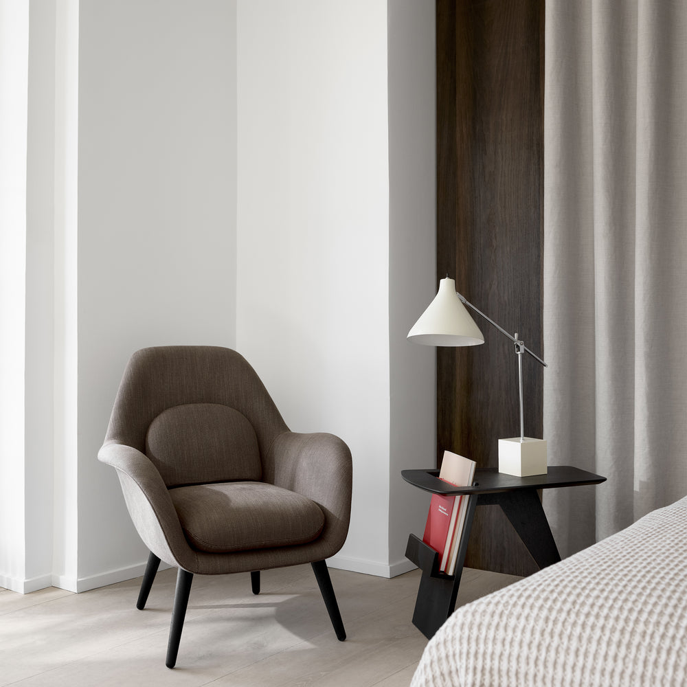 Risom Magazine Table