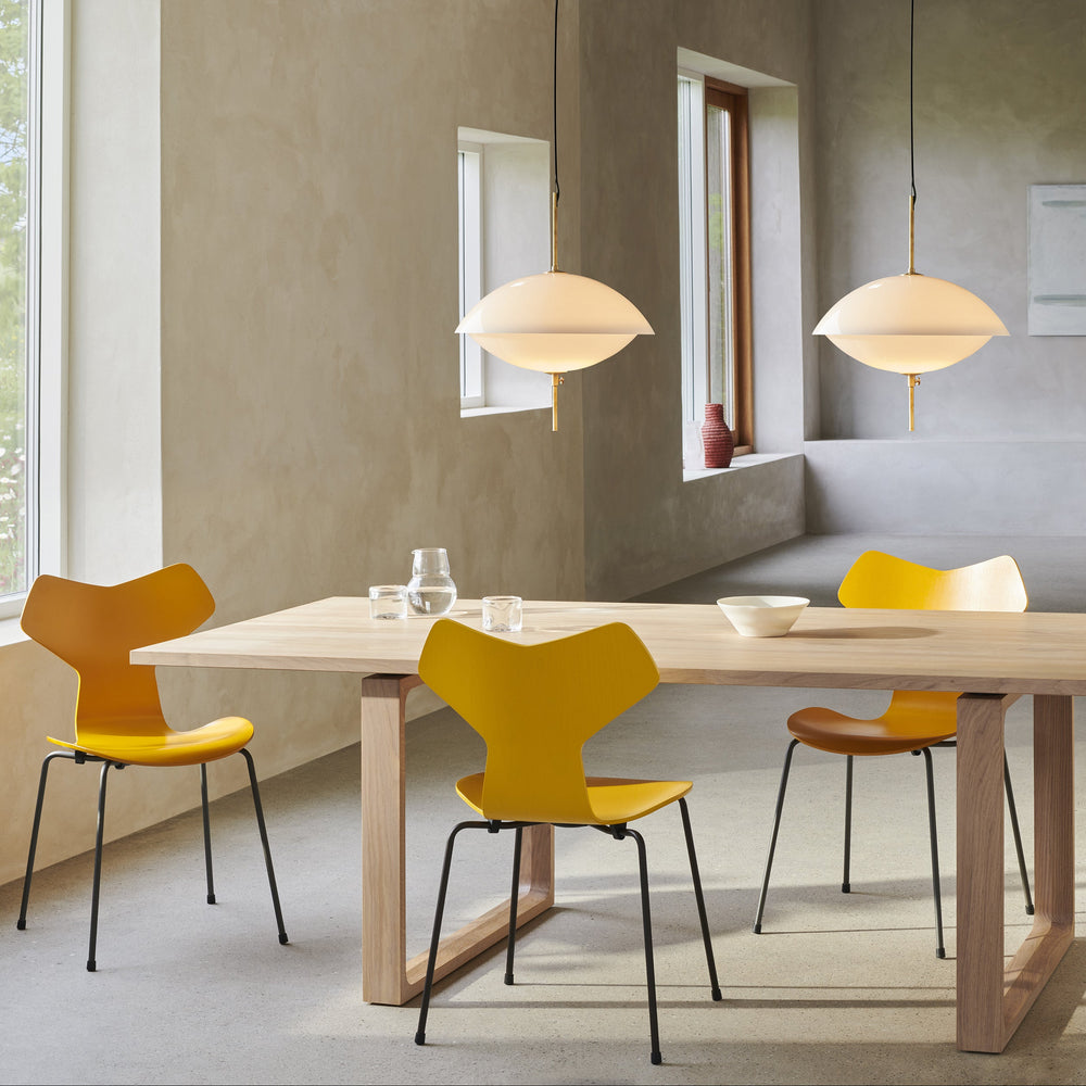 Clam Pendant Light
