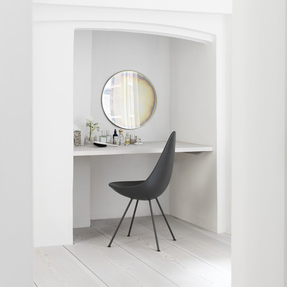 Fritz Hansen Drop Dining Chair