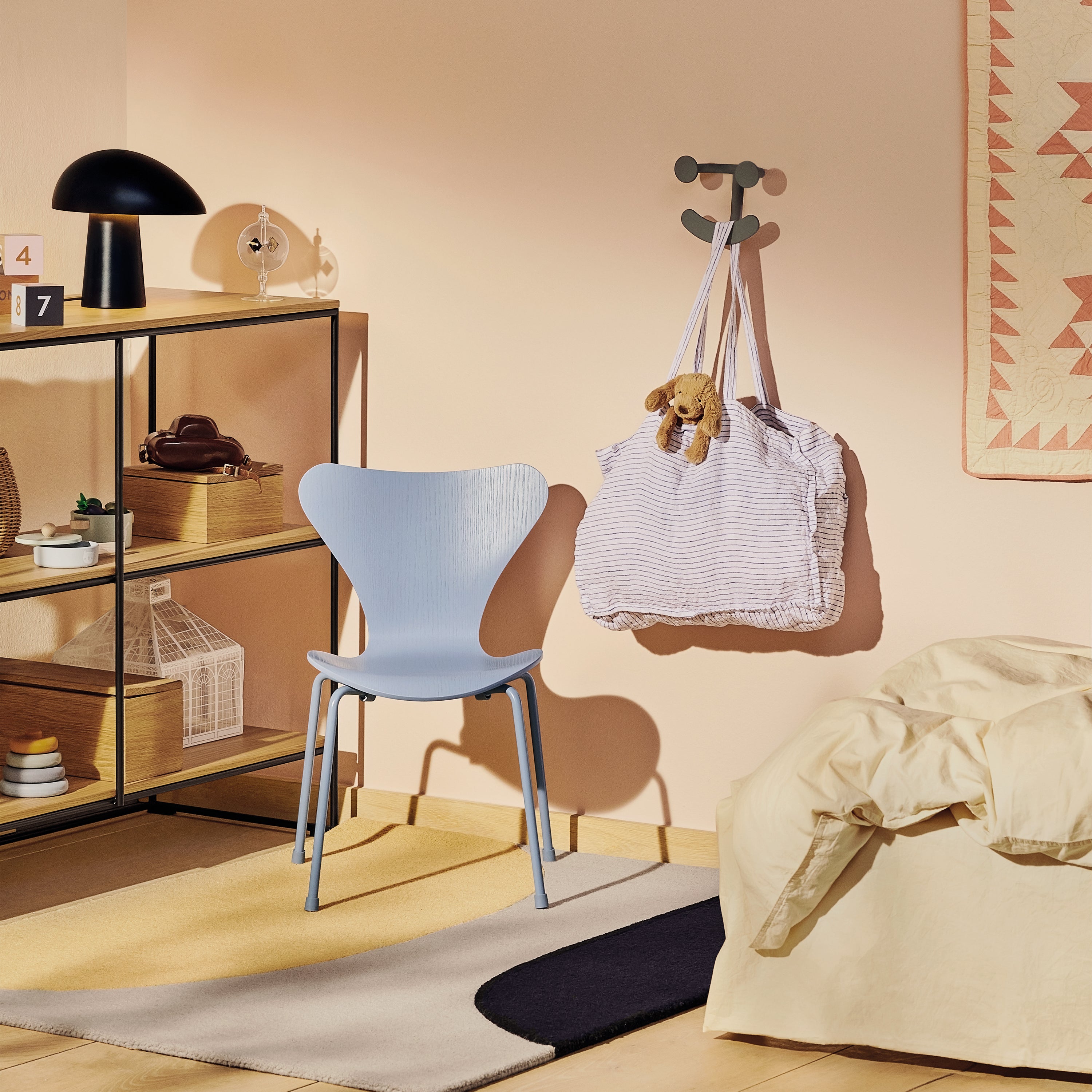 Fritz Hansen Happy Hook - 2Modern