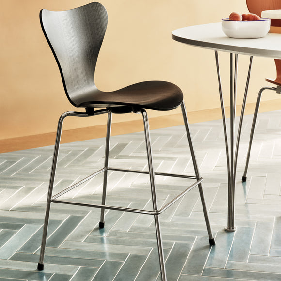 Series 7 Stool