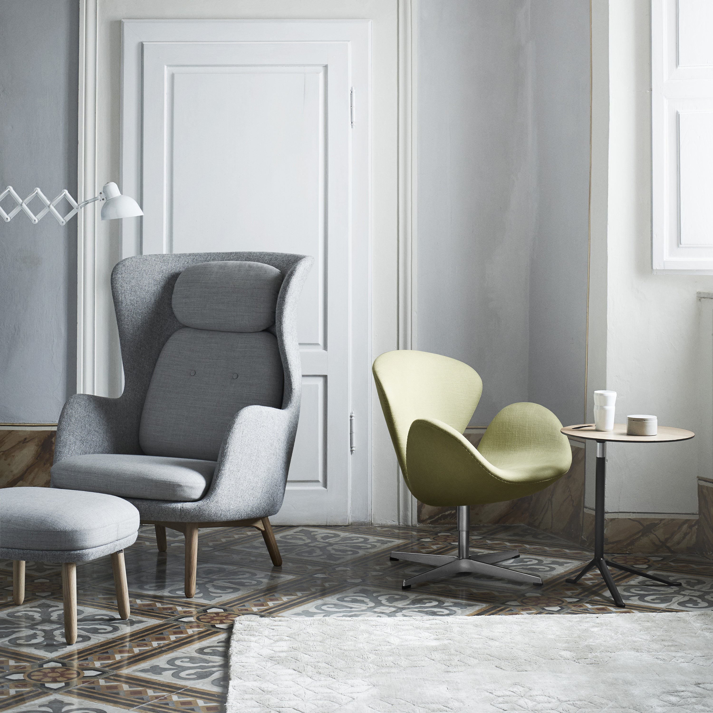 Fritz Hansen Swan Lounge Chair - 2Modern