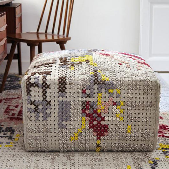 Canevas Spaces Square Flowers Pouf