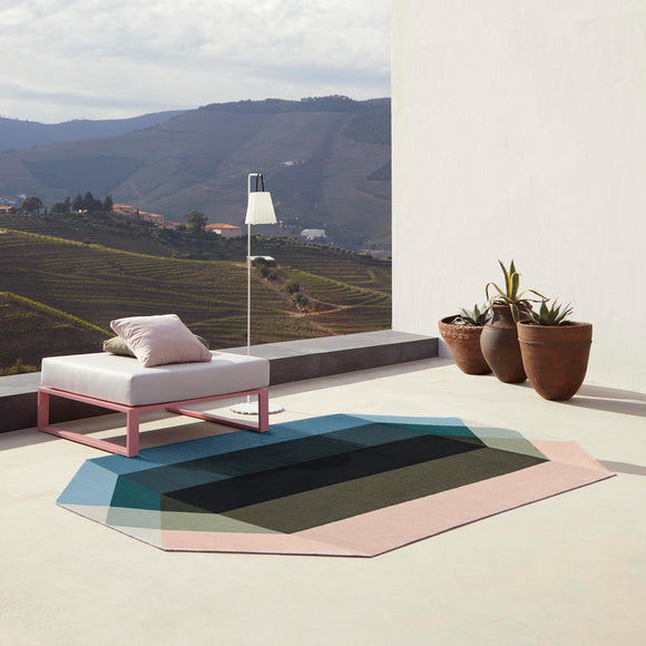 Diamond Outdoor Rug