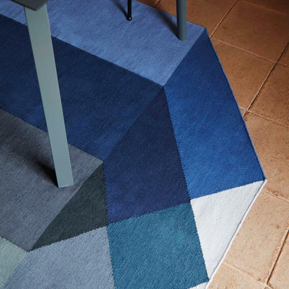 Diamond Outdoor Rug
