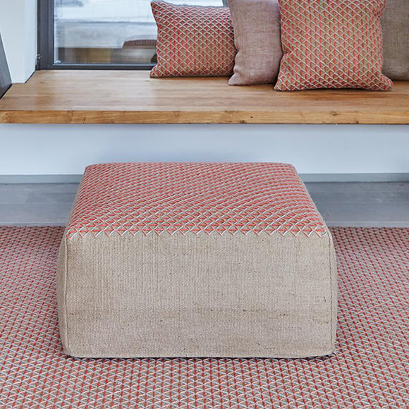 Espacio Raw Small Ottoman