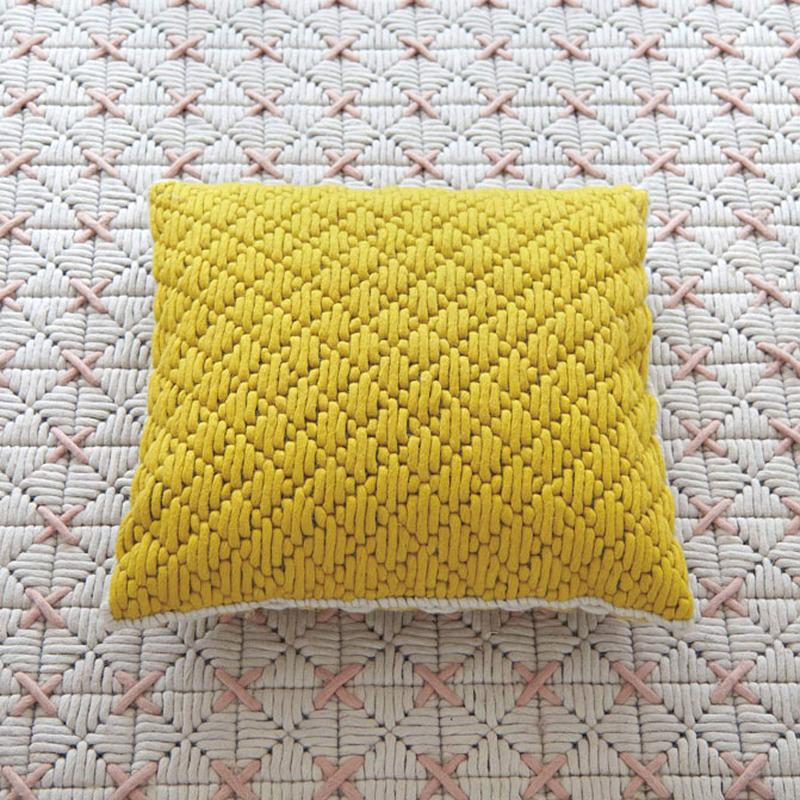 Silai 20" x 20" Pillow