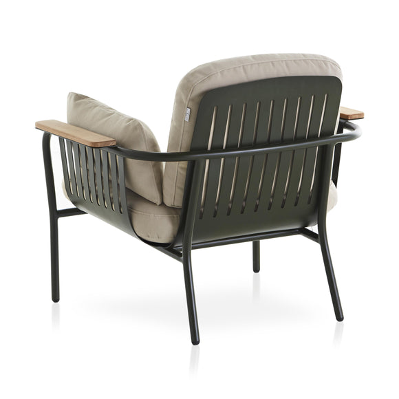 Capa Lounge Chair