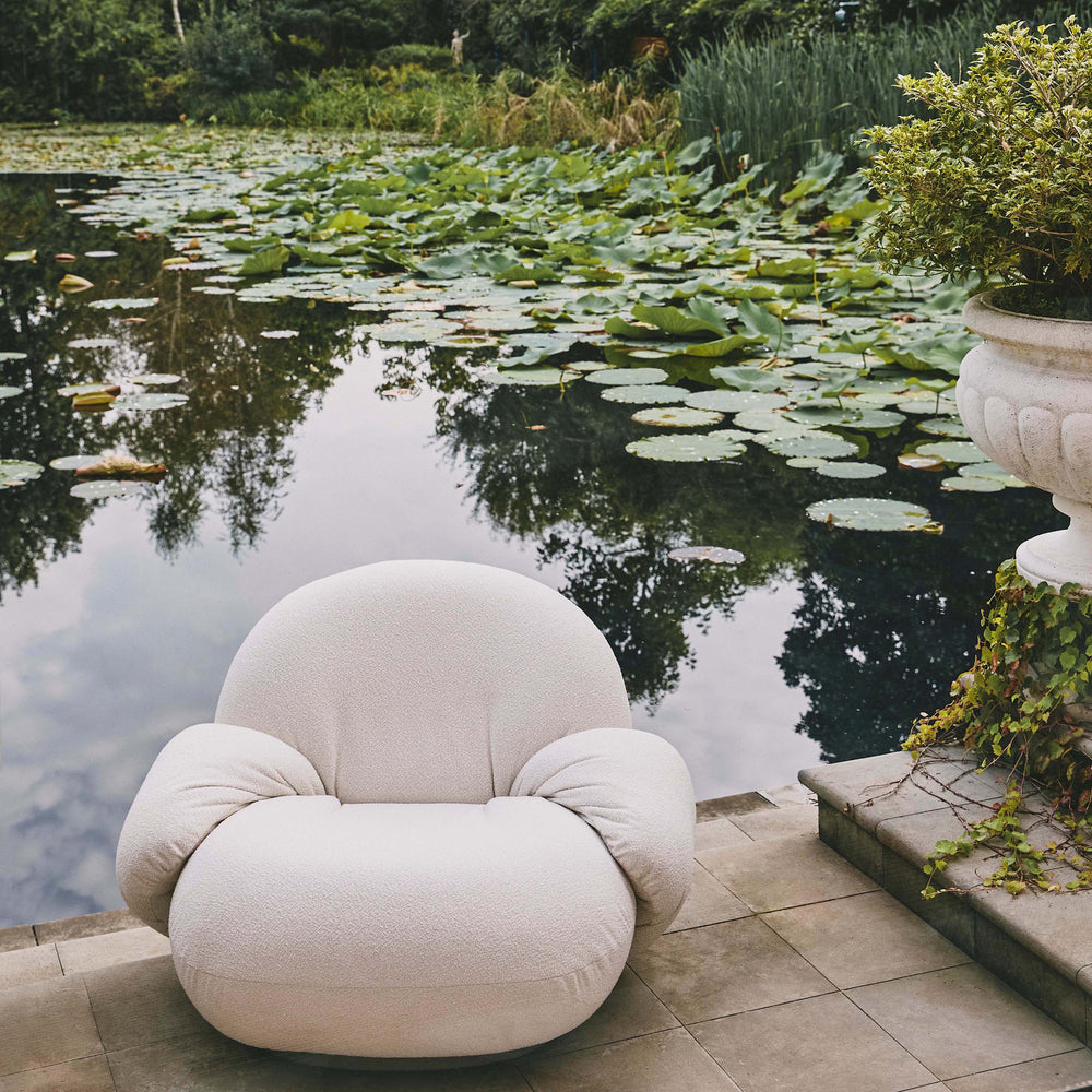 Pacha Outdoor Lounge Chair With Armrest And Swivel