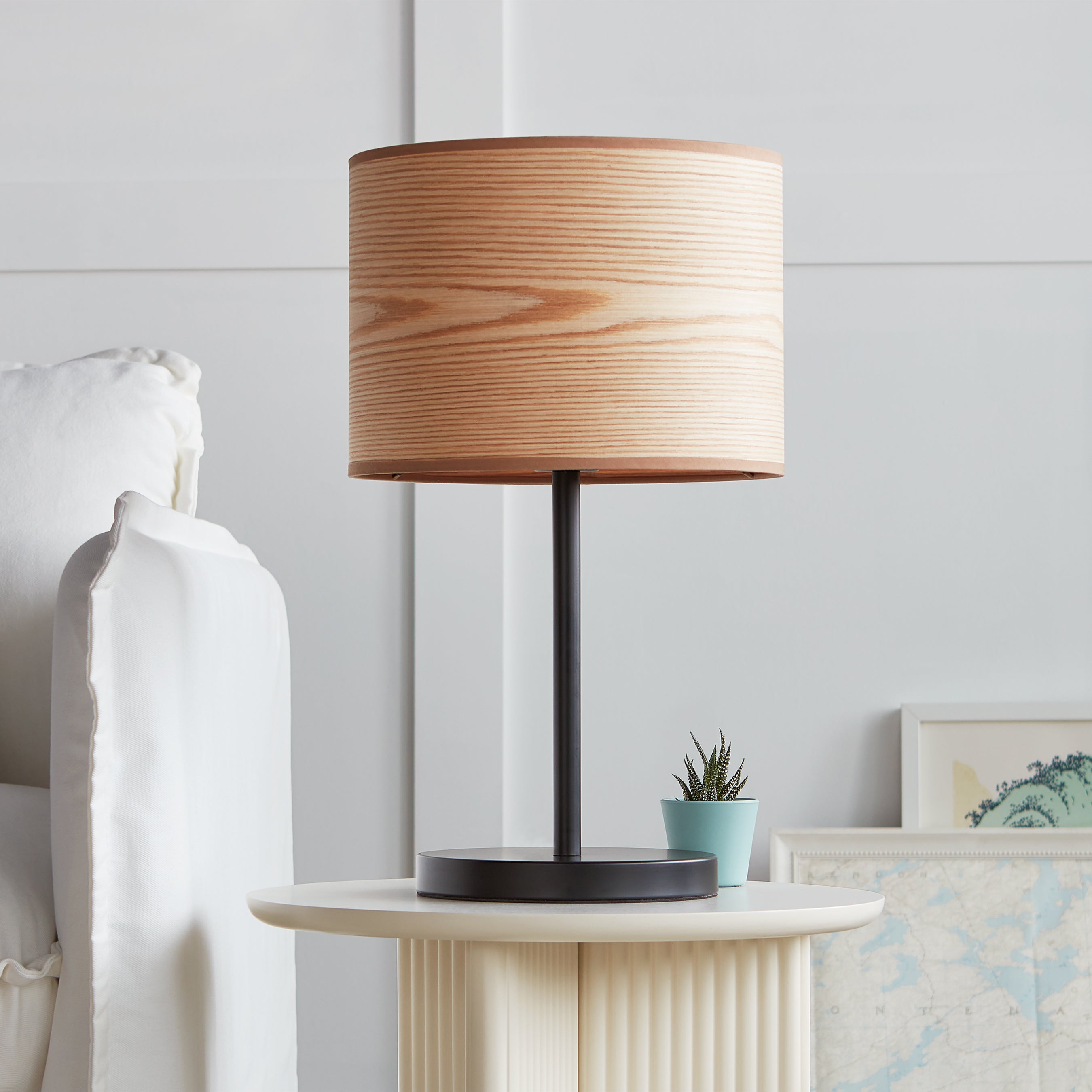 GUS Milton Table Lamp - Thumbnail 3