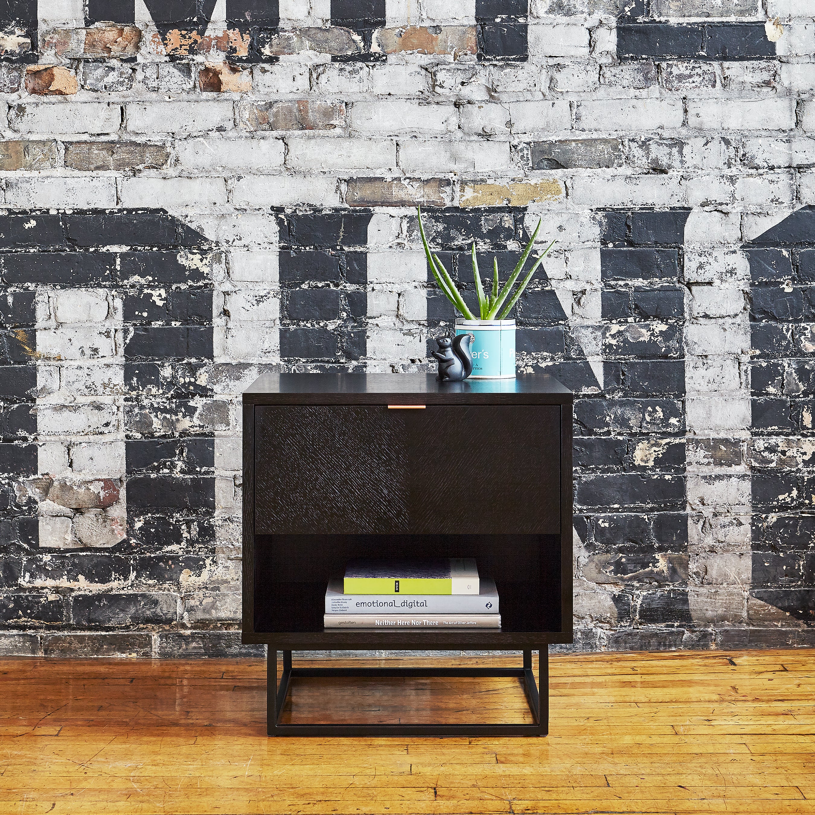 GUS Myles End Table - Thumbnail 4