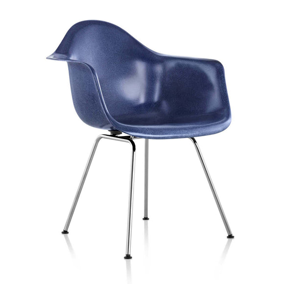 Eames Molded Fiberglass Armchair 4-Leg Base