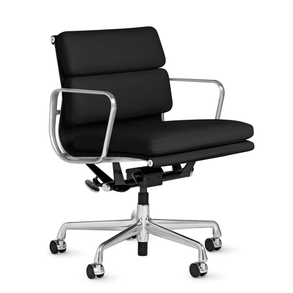 Eames Soft Pad Management Chair