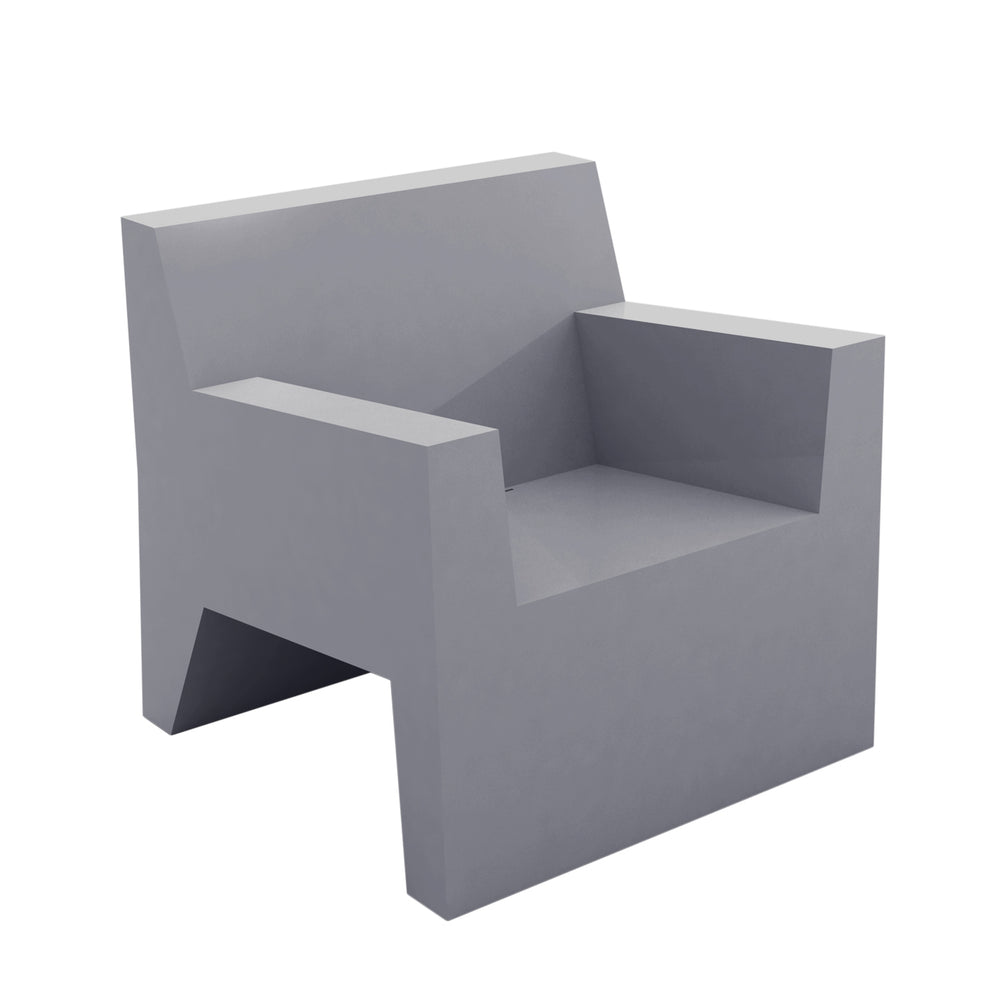 Jut Outdoor Lounge Chair