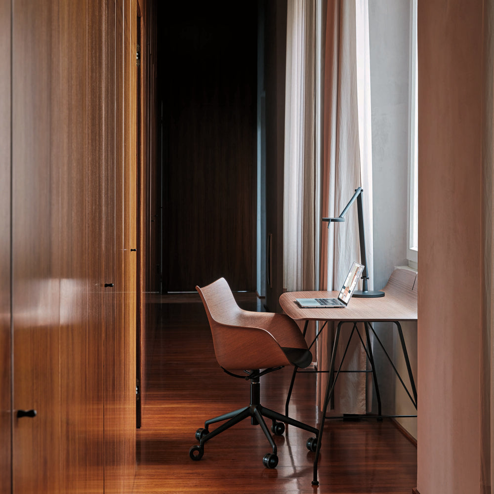 Aledin TEC Table Lamp