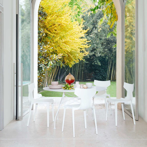 Glossy Outdoor Round Dining Table