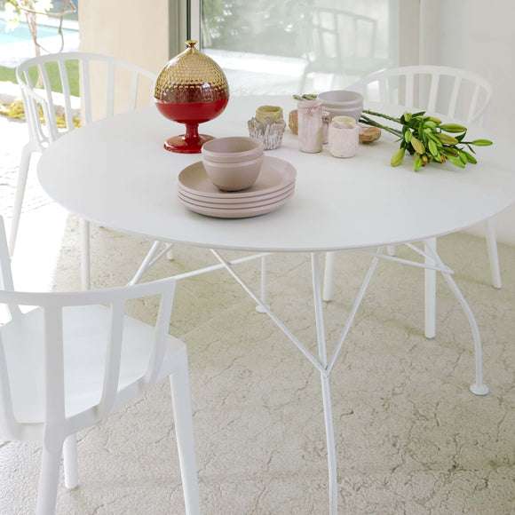 Glossy Outdoor Round Dining Table