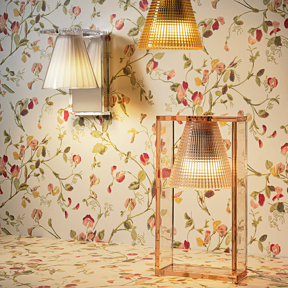 Light-Air Sculpted Table Lamp