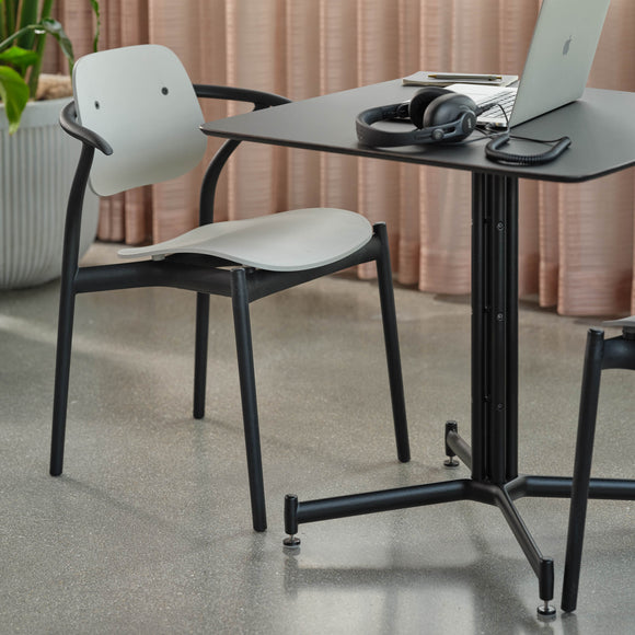 Iquo Stacking Armchair