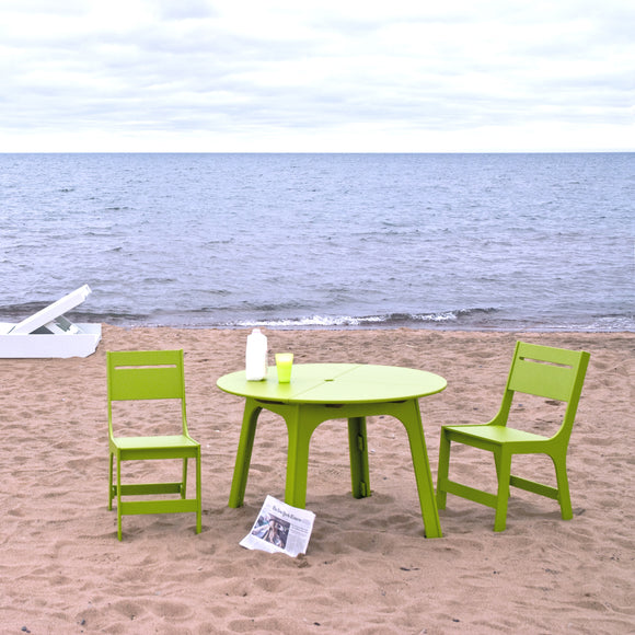 Alfresco Outdoor Round Table