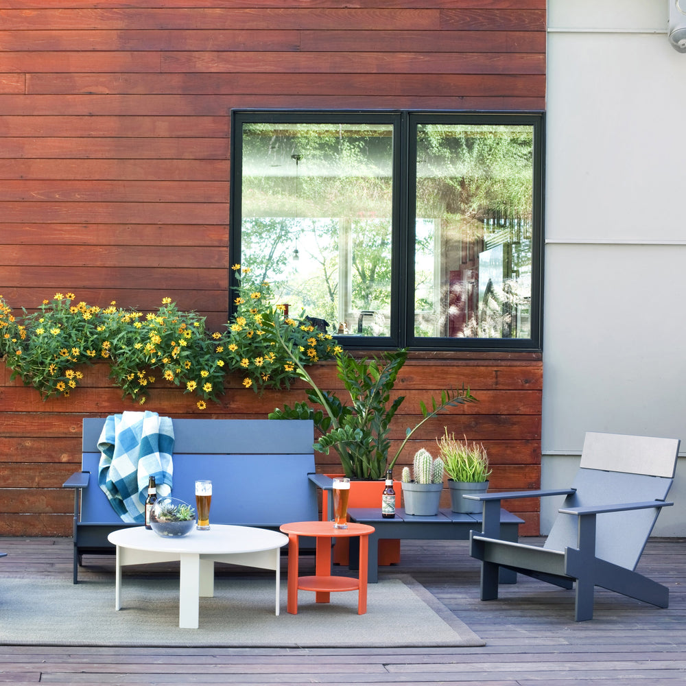 Lollygagger Round Outdoor Side Table