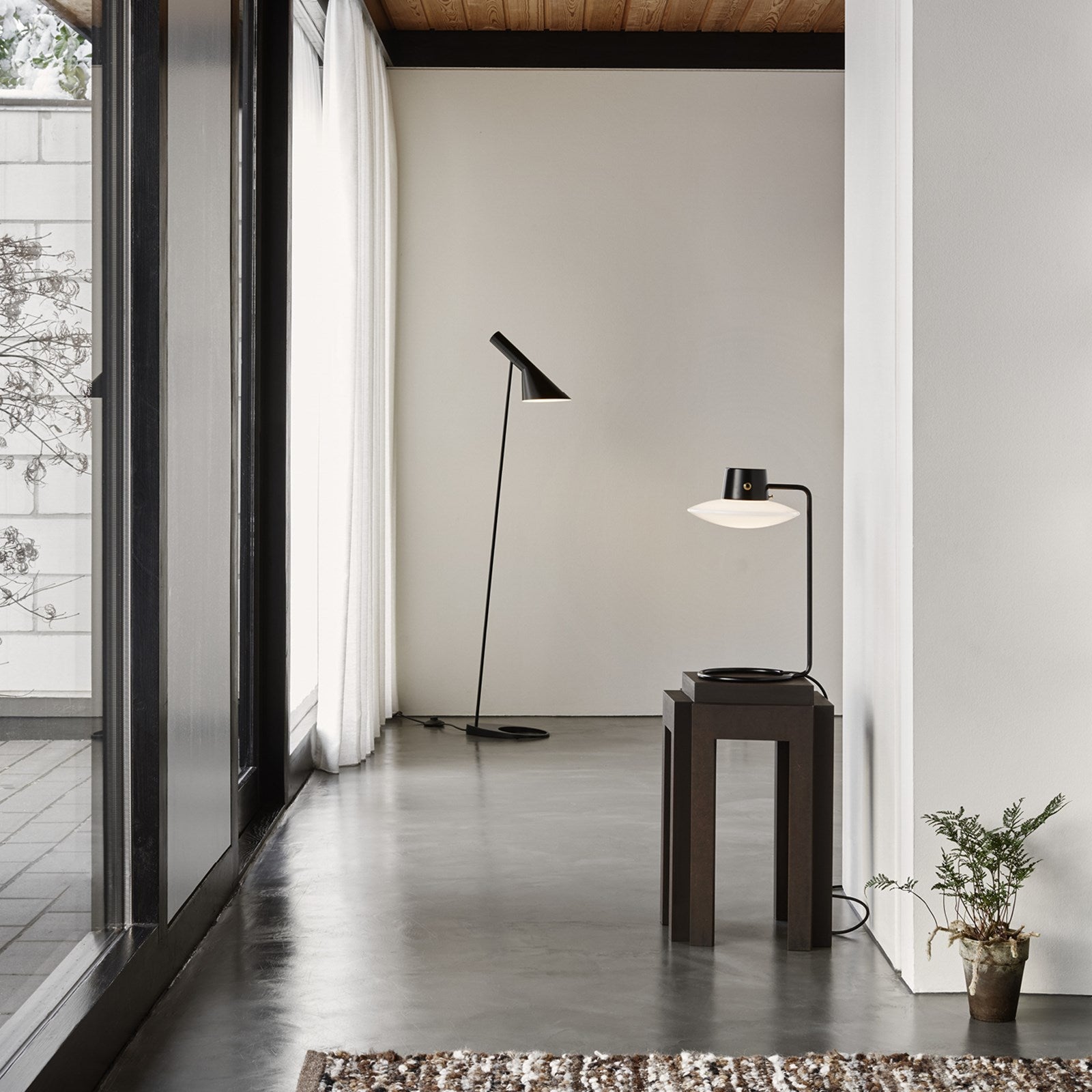 Louis Poulsen AJ Floor Lamp - 2Modern