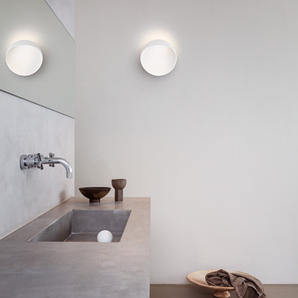 Flindt Outdoor Wall Light