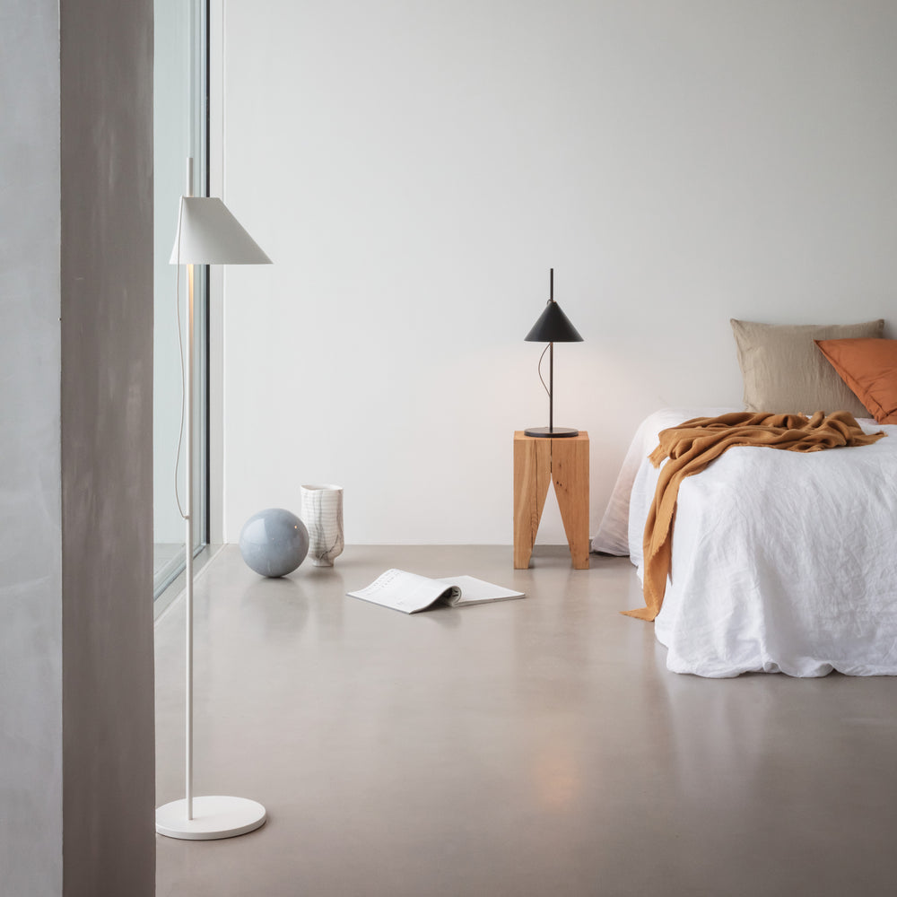 Yuh Floor Lamp