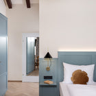 Yuh Wall Light