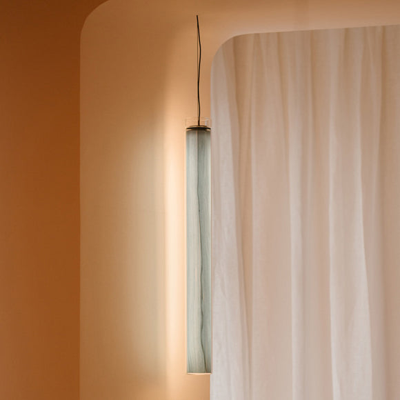 Estela Vertical LED Pendant Light