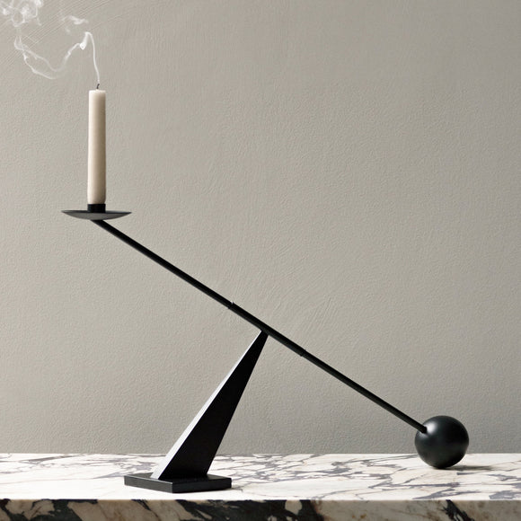 Interconnect Candle Holder