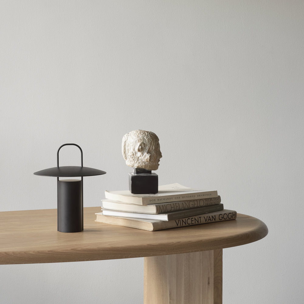 Ray Portable Indoor/Outdoor Table Lamp
