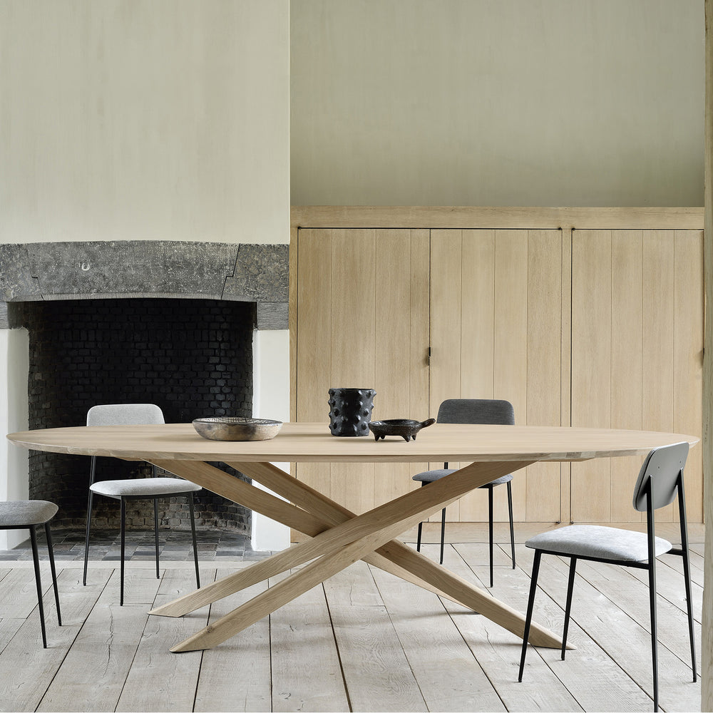 Mikado Oval Dining Table