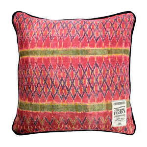 Lakai Pillow